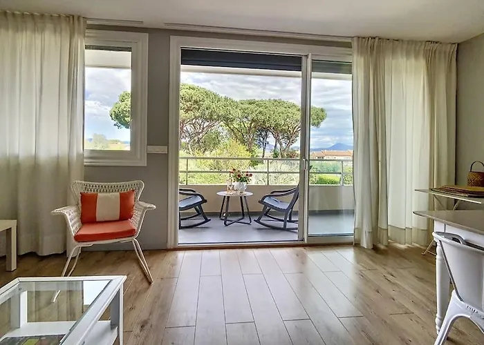 Апартаменти Latitude 43-apartment-saint-tropez-tennis *