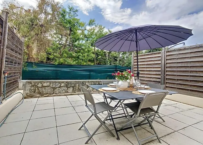 Latitude 43-apartment-saint-tropez-tennis *