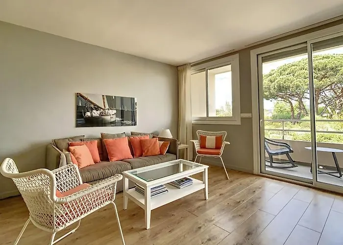 Latitude 43-apartment-saint-tropez-tennis