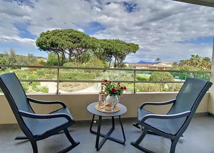 Latitude 43-apartment-saint-tropez-tennis Appartement Saint-Tropez
